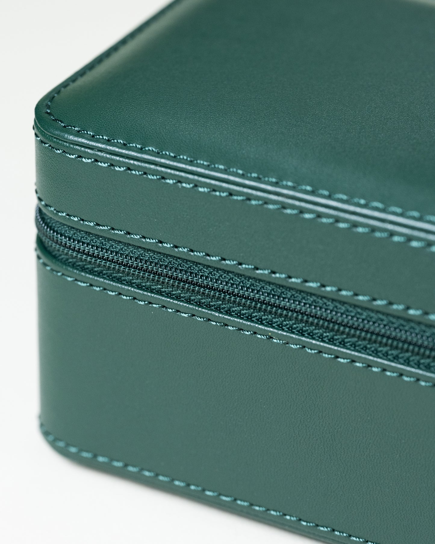 Green Zipper Box